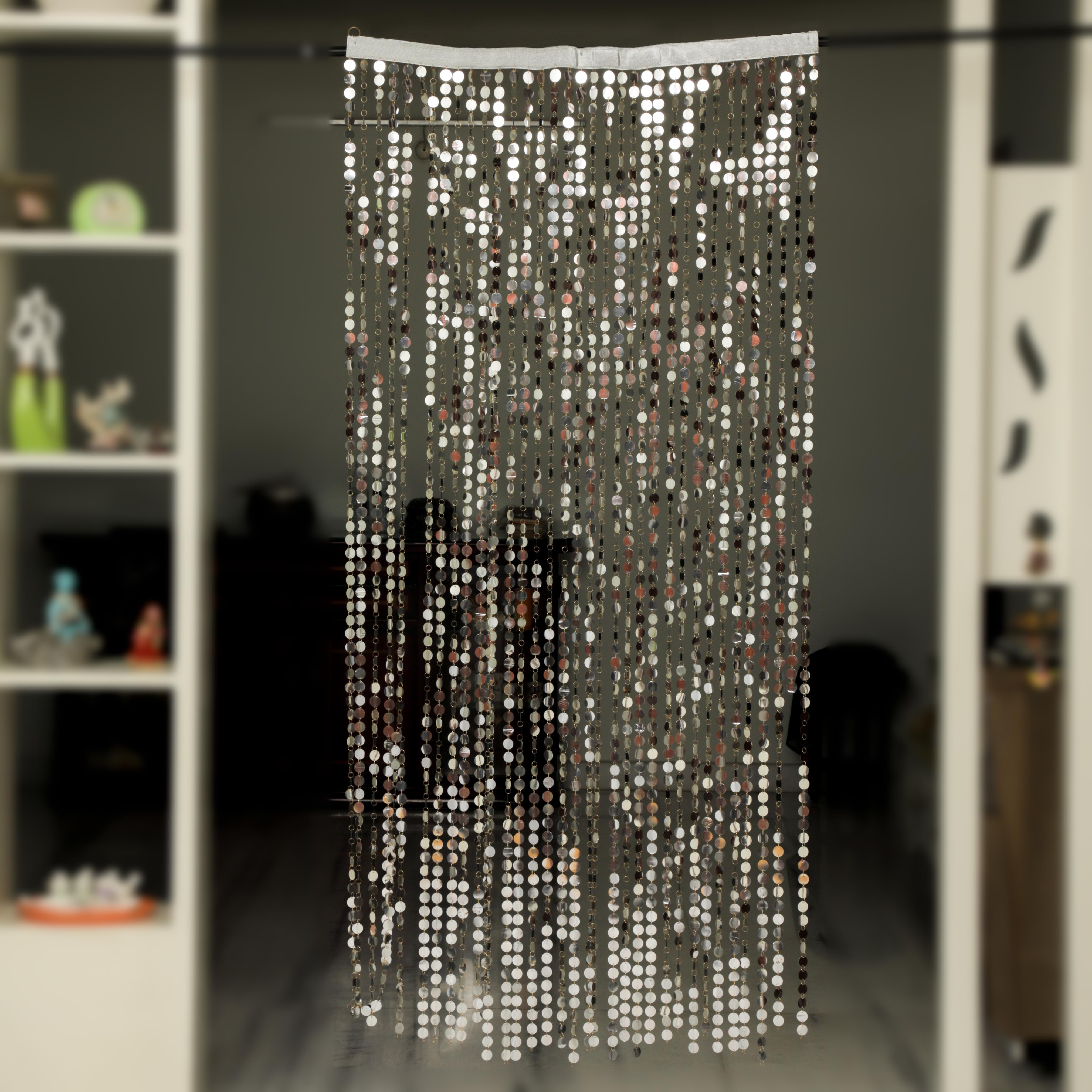 Trendy shining curtains for door decorations