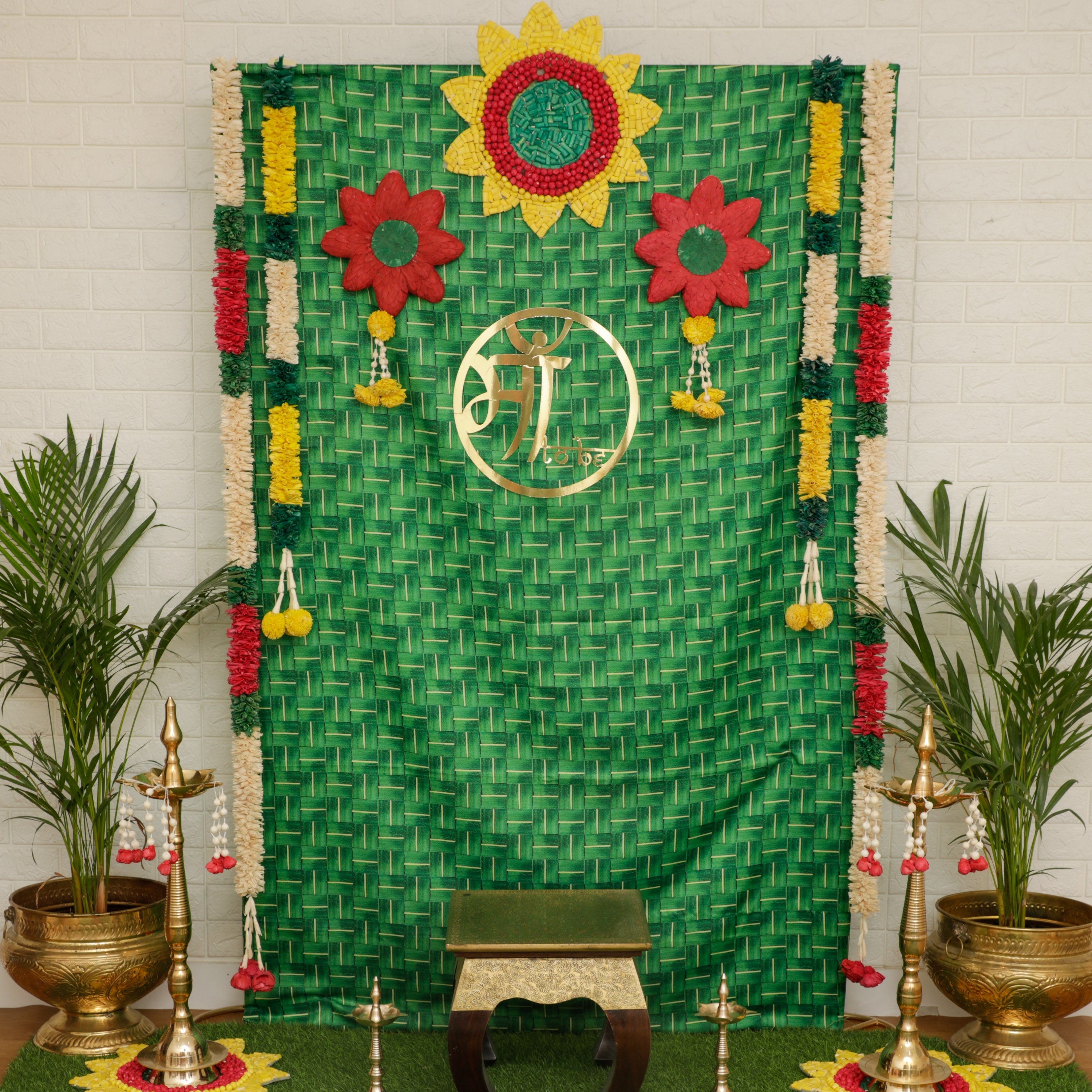 Add Elegance to Your Event with the Coconut Leaf Backdrop Cloth
