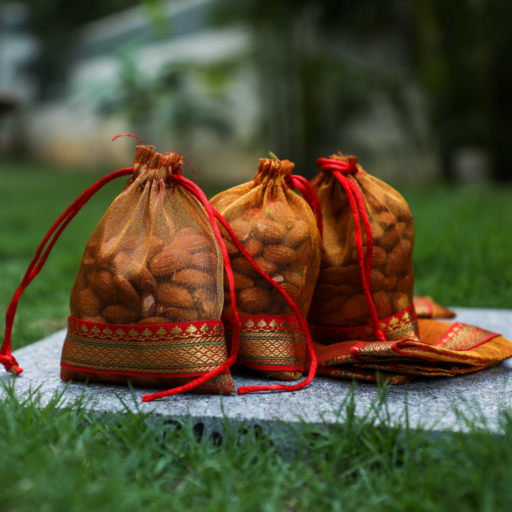 Cloth potli discount