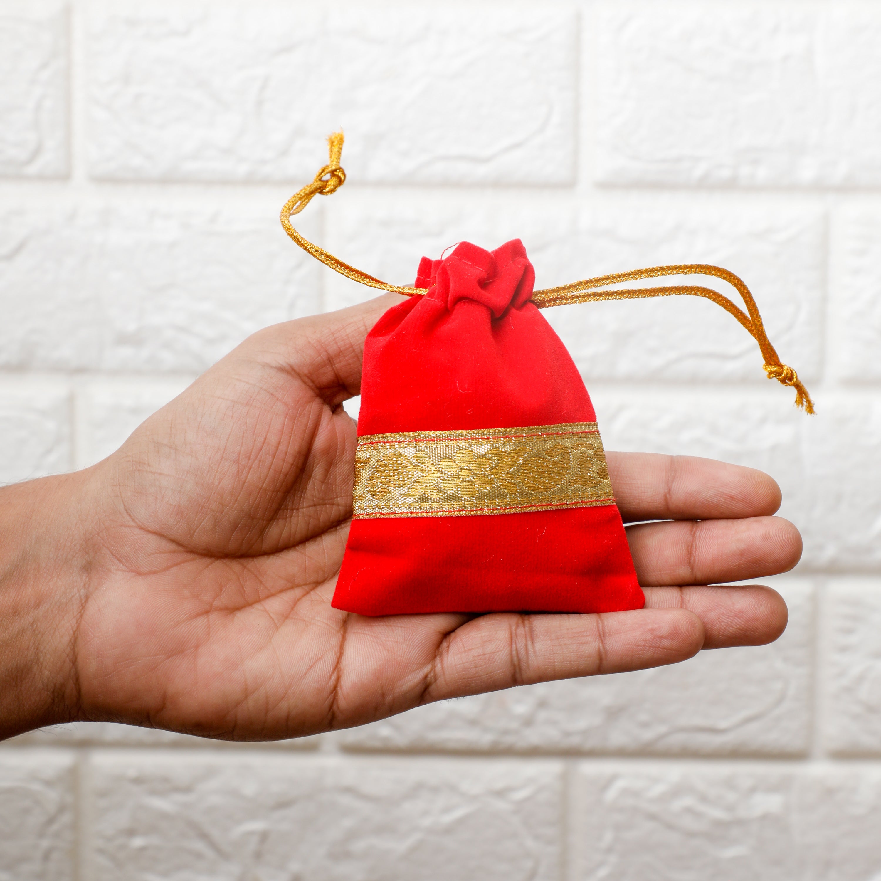 perfect for storing jewelry, gemstones, or special keepsakes