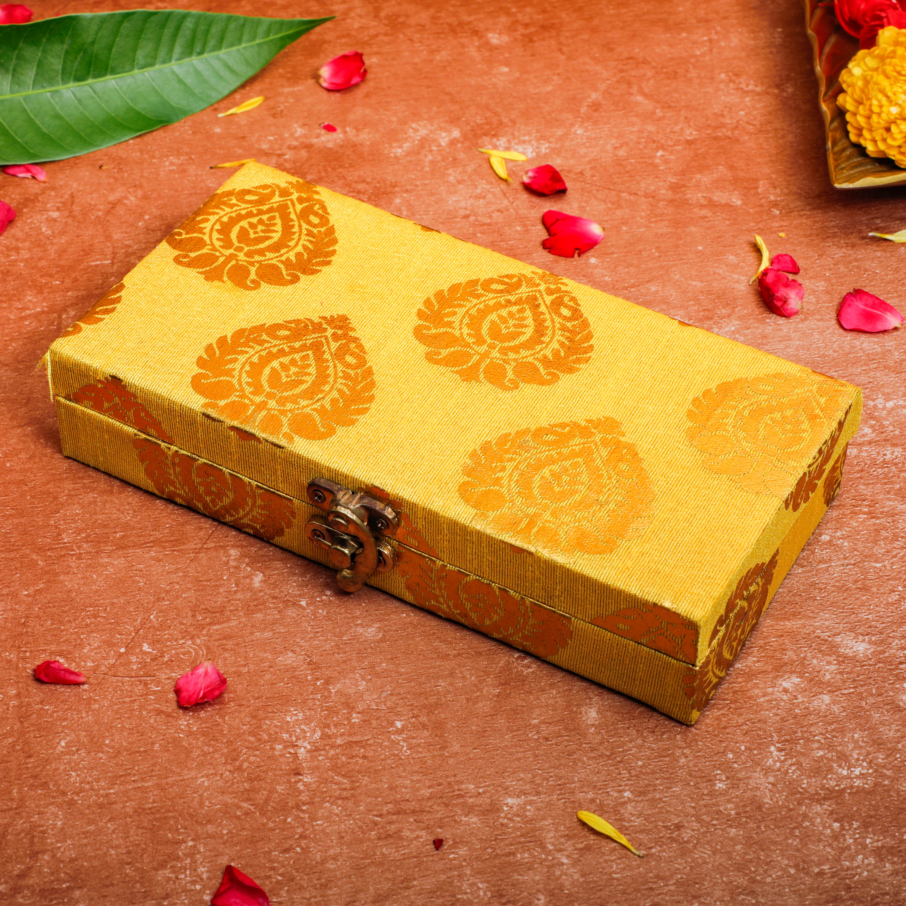 Midiron Luxury Handmade Chocolate Gift Hamper For Diwali | Diwali Gift  Combo | Deepawali Gift Pack