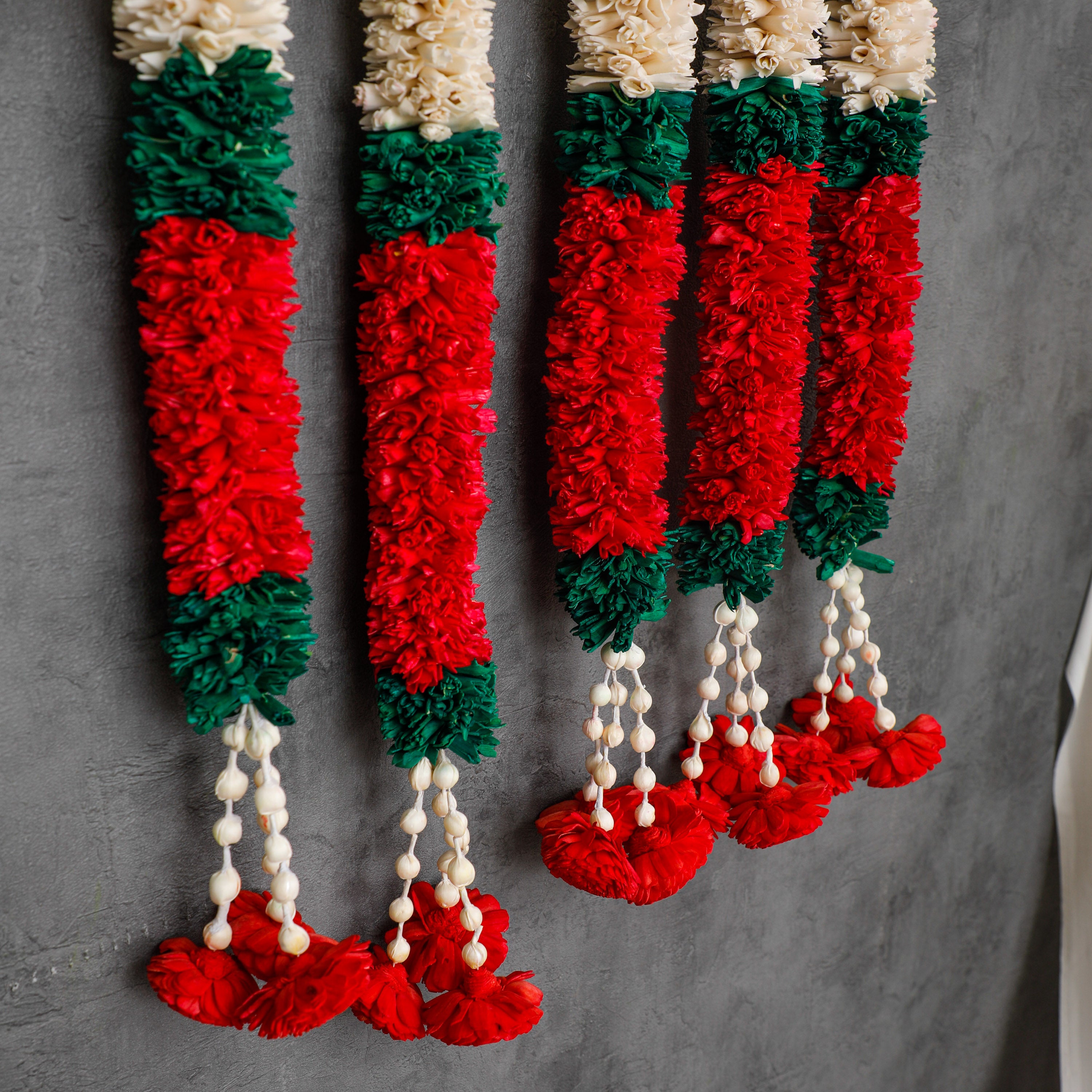 lily flower garland 3 ft Red Lily Garland