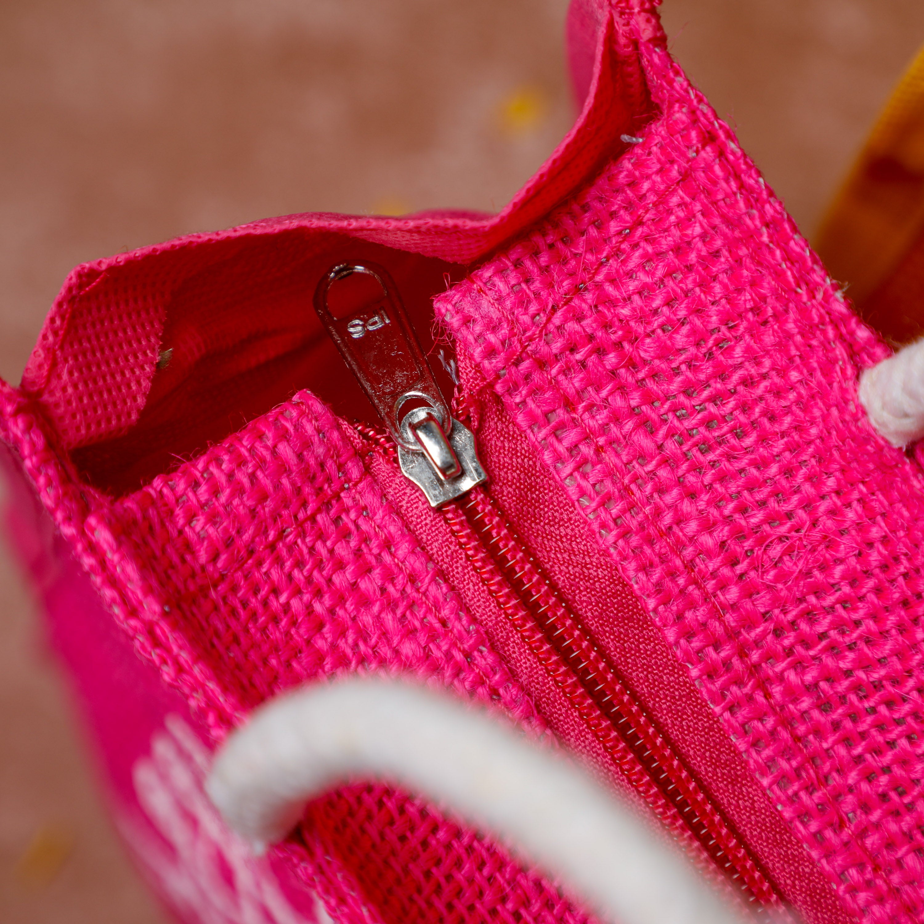 Our Fabric Gift bag comes with a zipper 