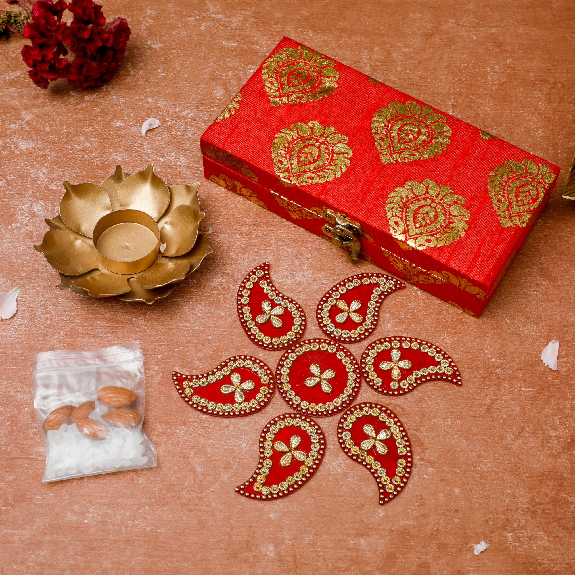 Celebrate Diwali With Interesting Gifts