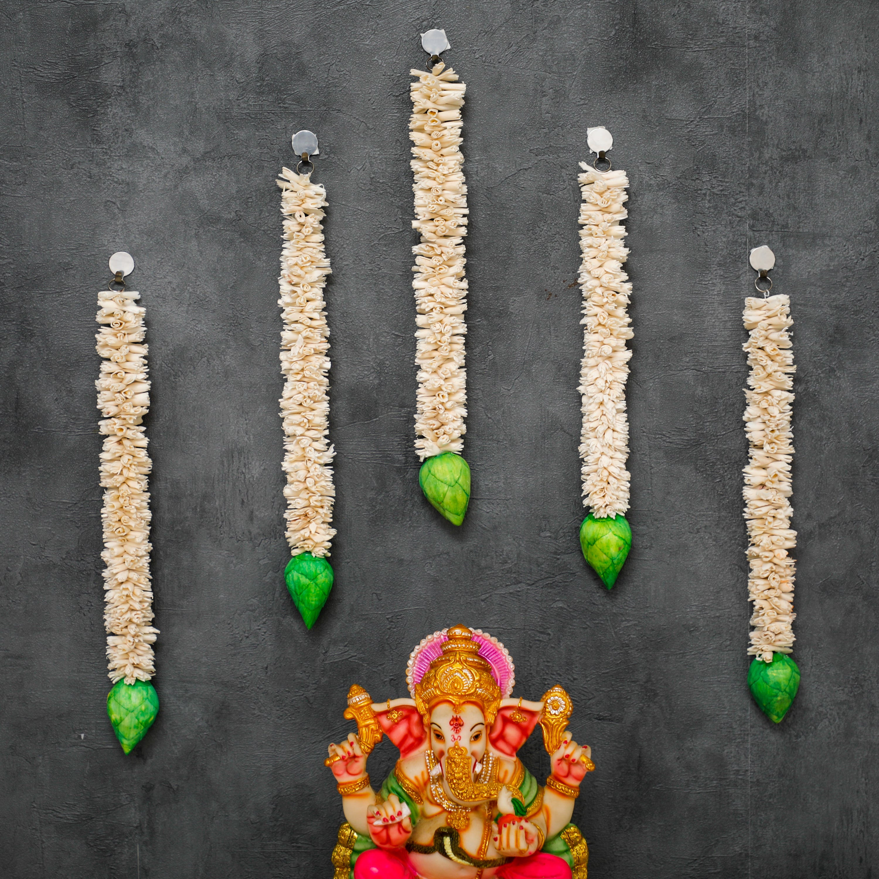 beautiful and unique decorative hanging piece