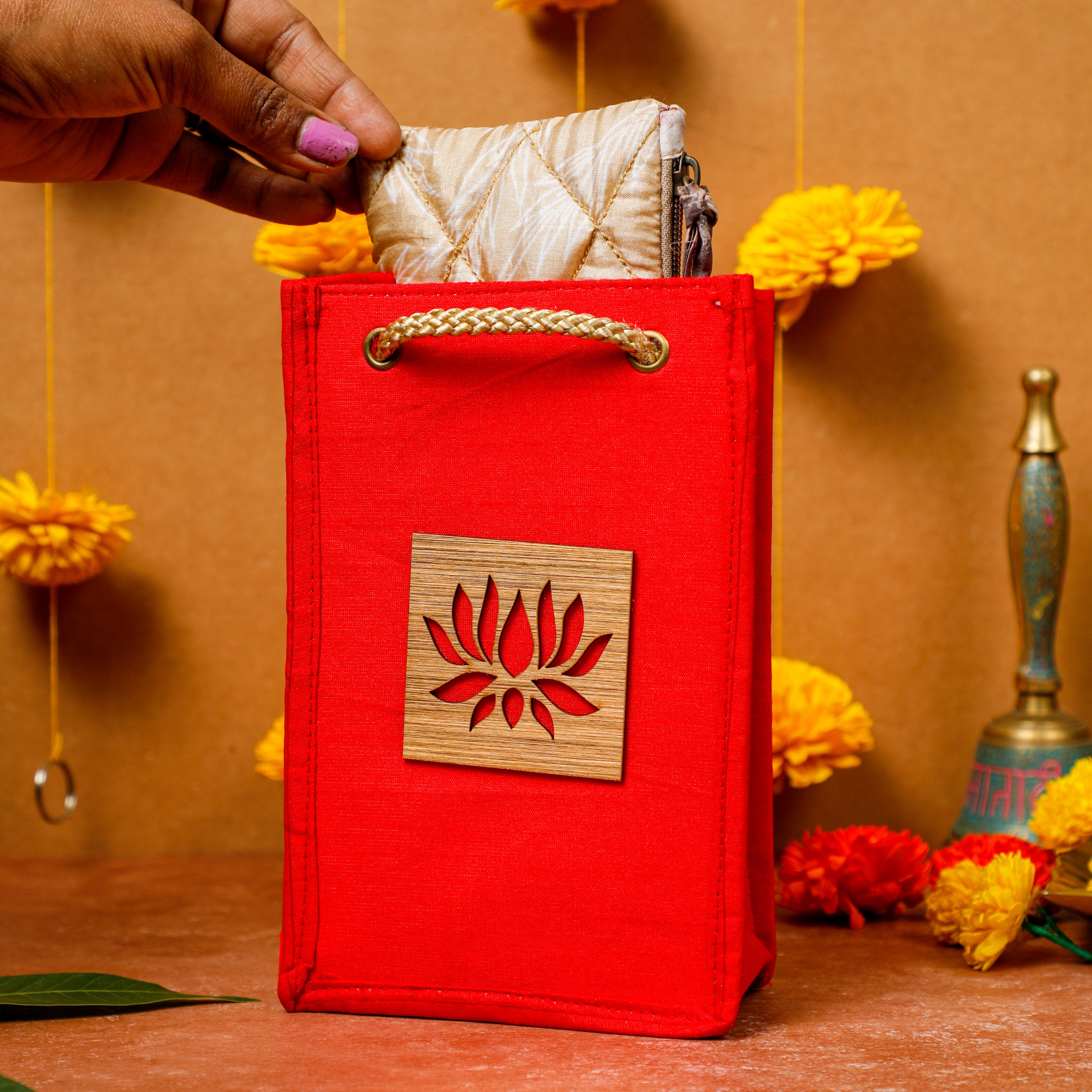 Shop Varalakshmi Vratam Return Gifts from Desifavors | Rituals set,  Authentic decor, Gifts