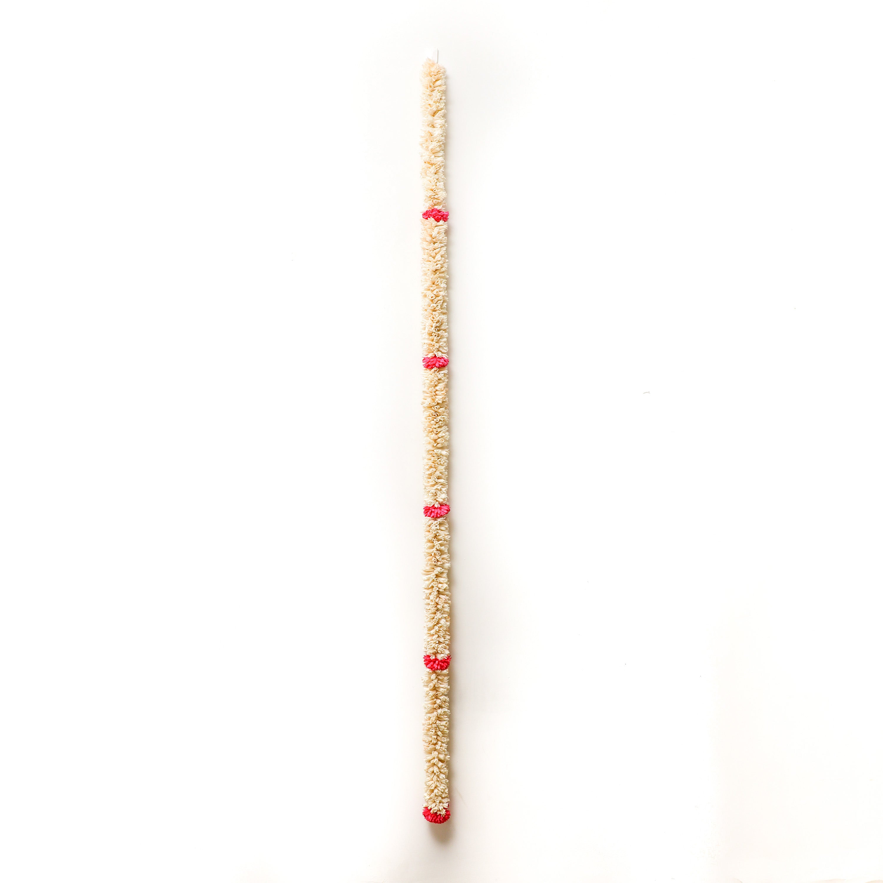 Comes with a easy to hang ring at the top