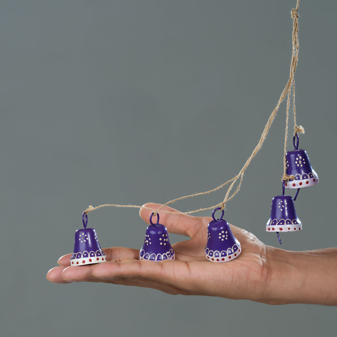 Desi Favors