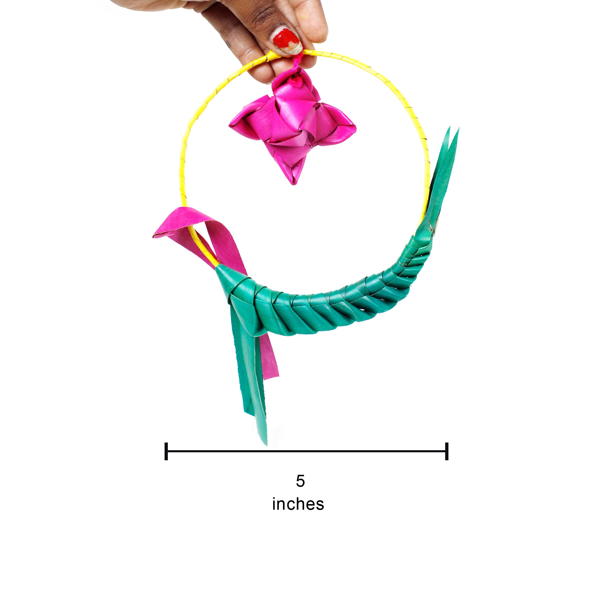 Palm Leaf Round Parrot Hanging