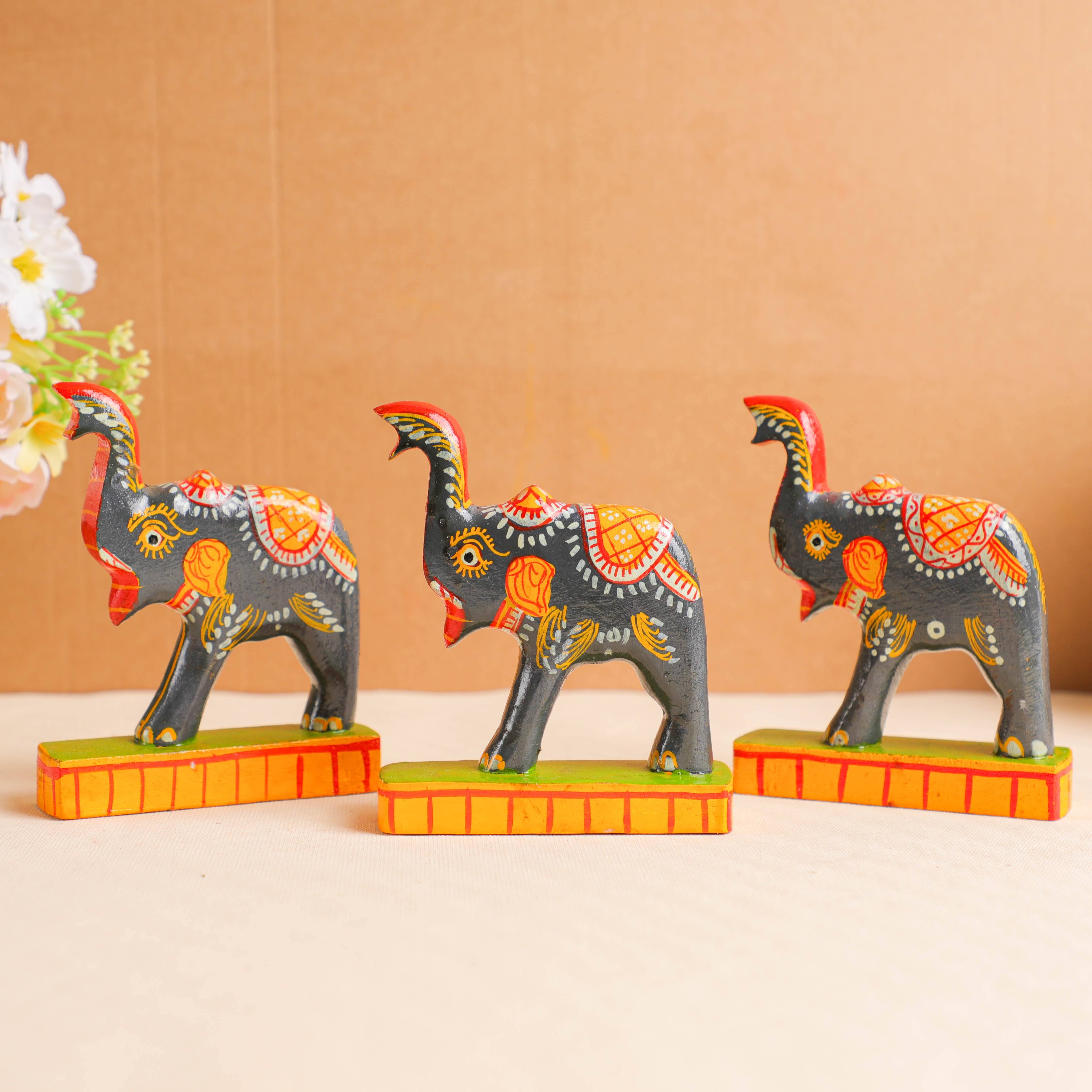 Wooden Painting Elephant Decorative Showpiece I Home Decor