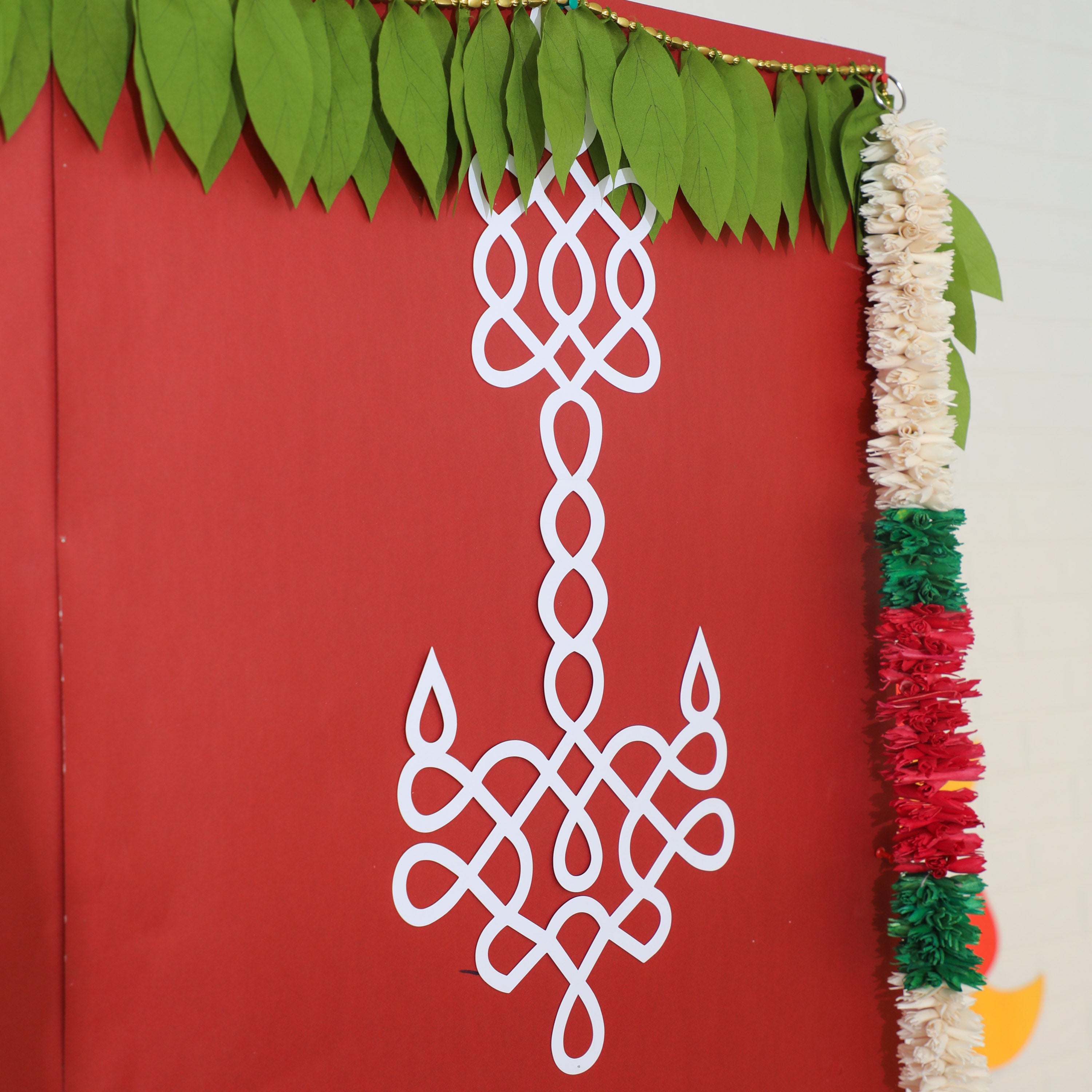 Traditional Wedding and Houswarming decor online in the USA