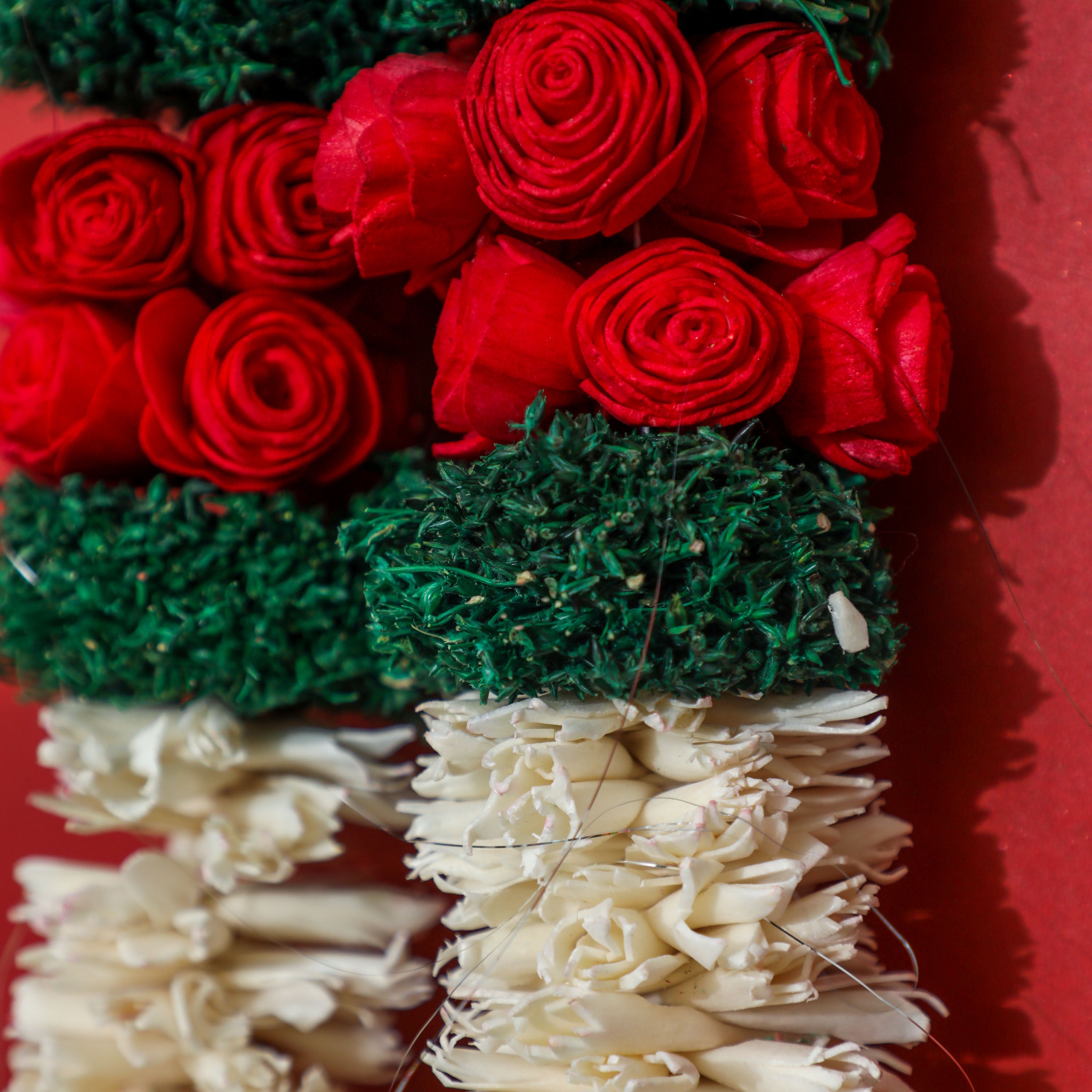 God Idol Decor Garland