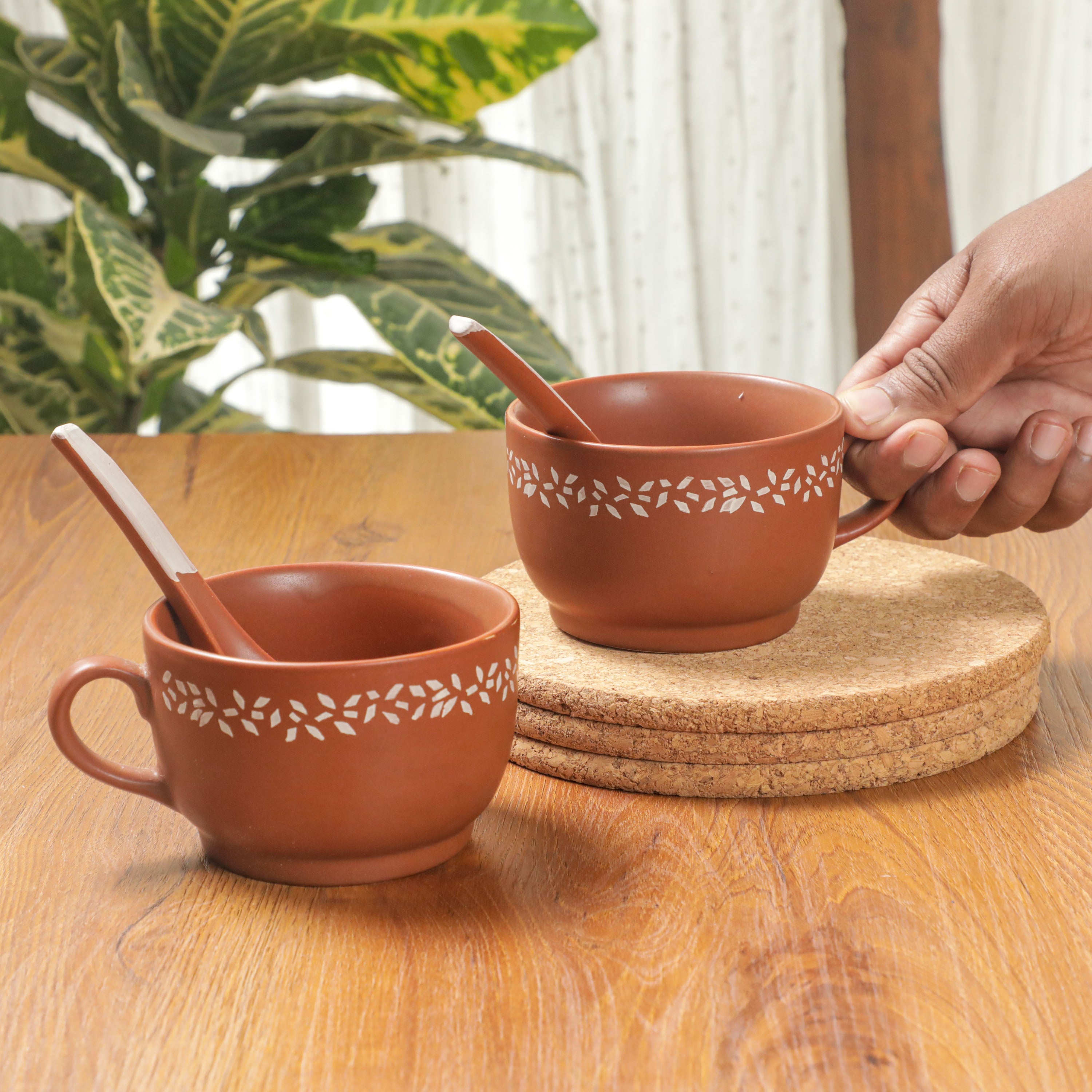 soup bowl with handle