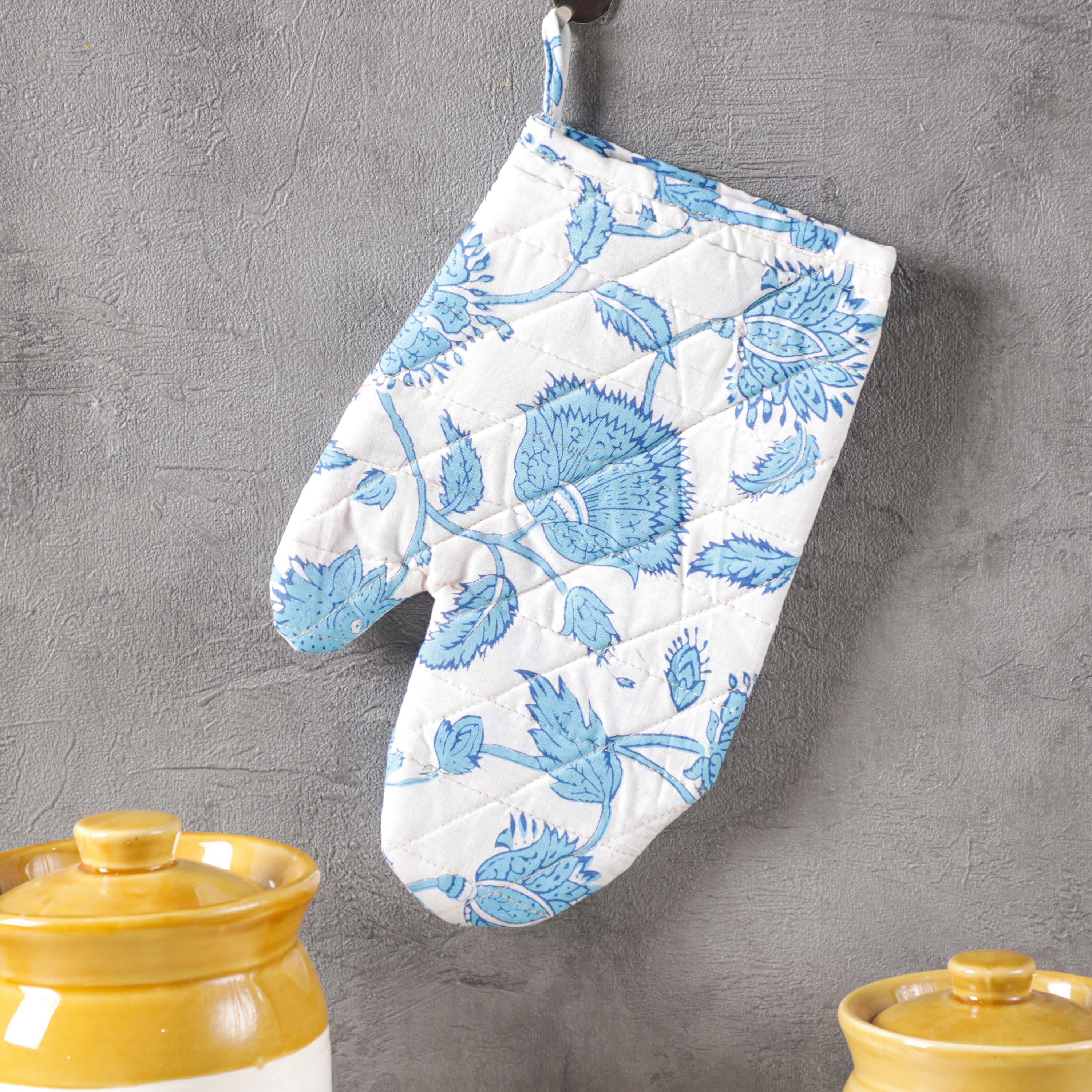 blue floral design oven mitts