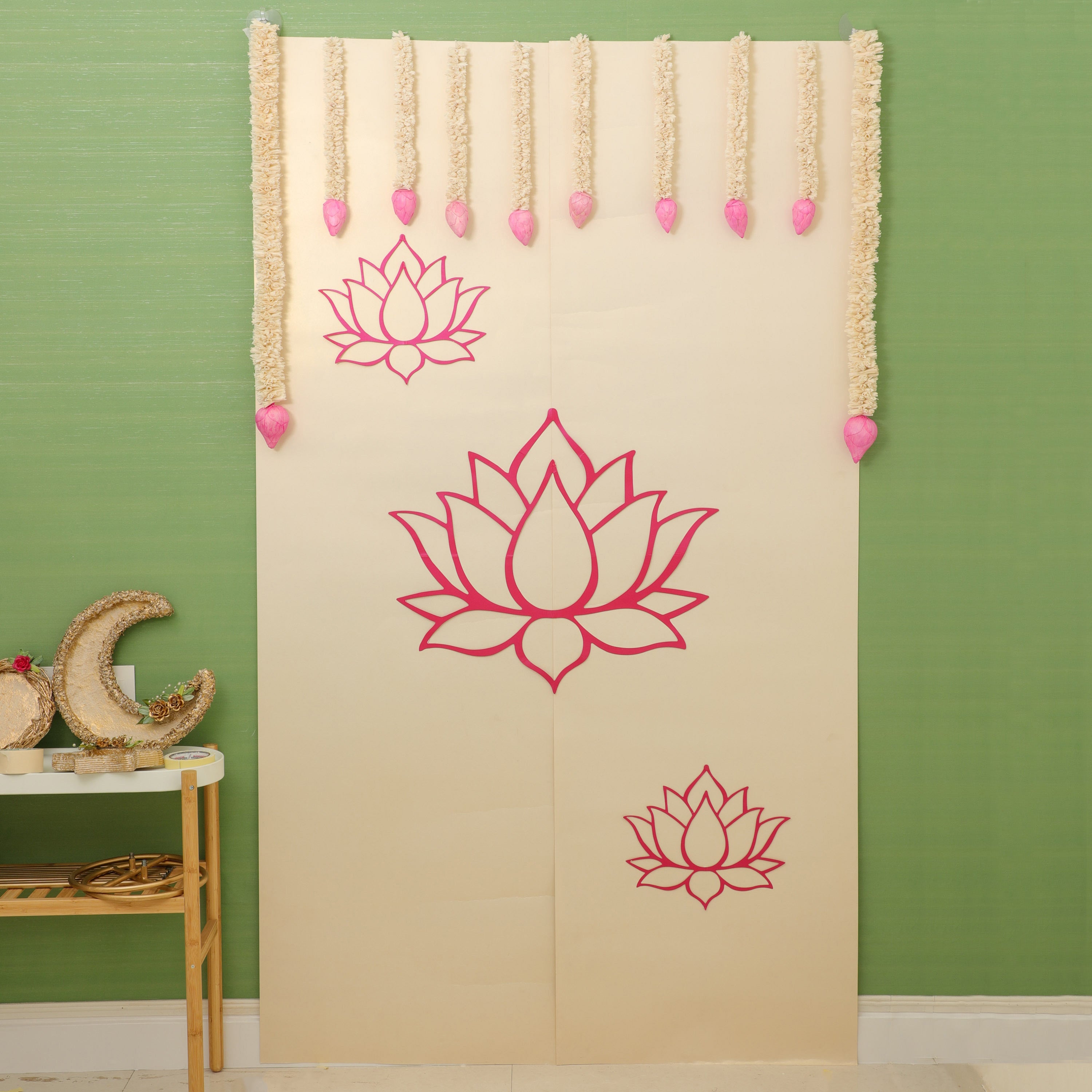 Lours Design Lotus Painting And Design