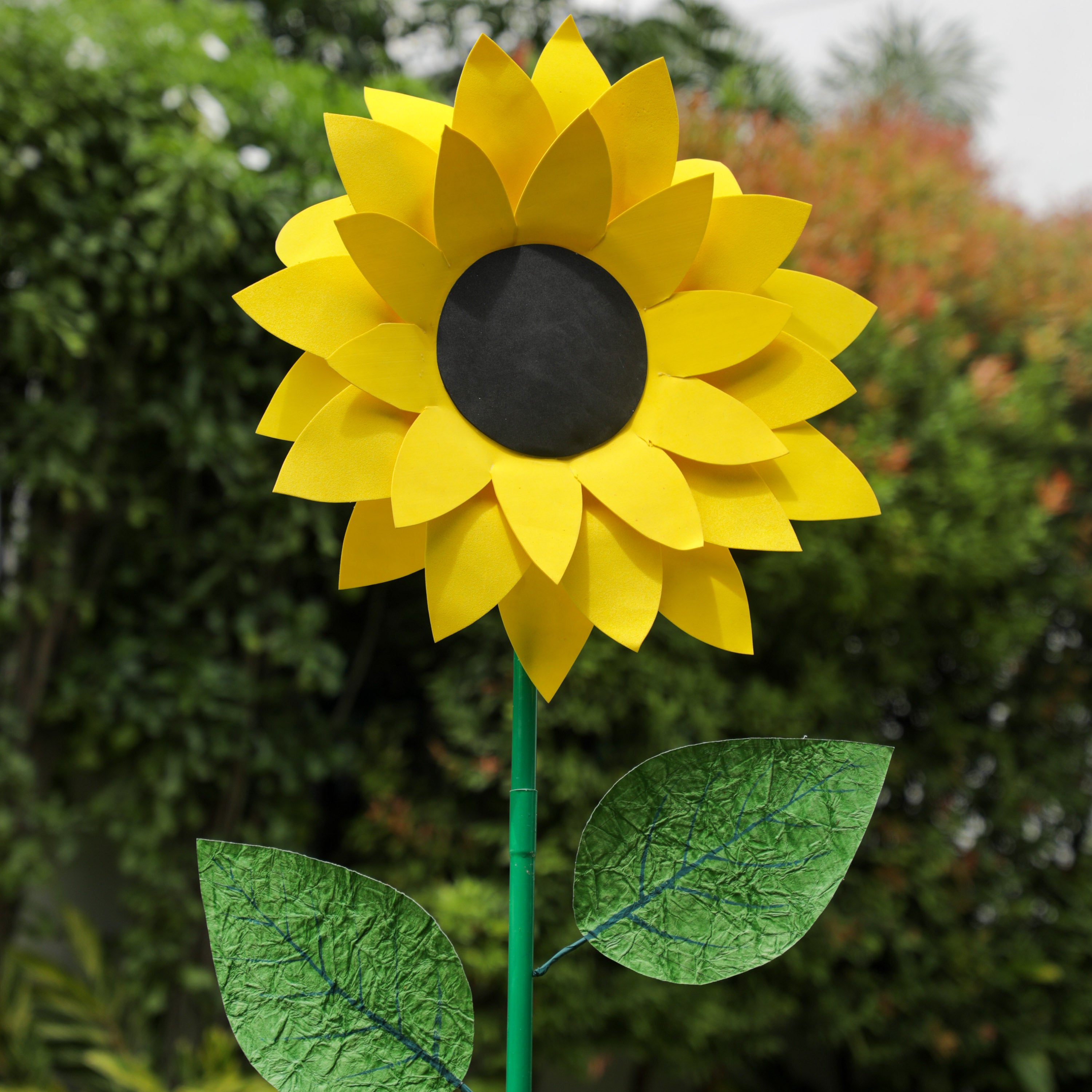 Giant Self Standing Italian Crepe Paper Sunflower Photo Backdrops Parties  and Events 