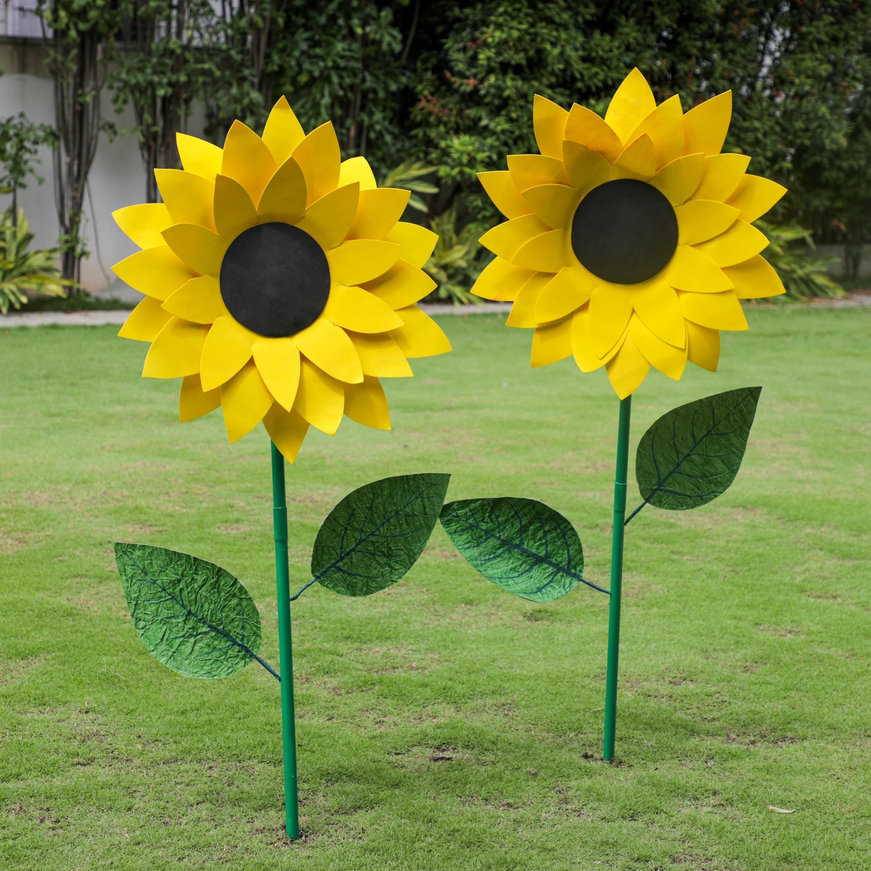 Sunflower outdoor decor for traditional decorations