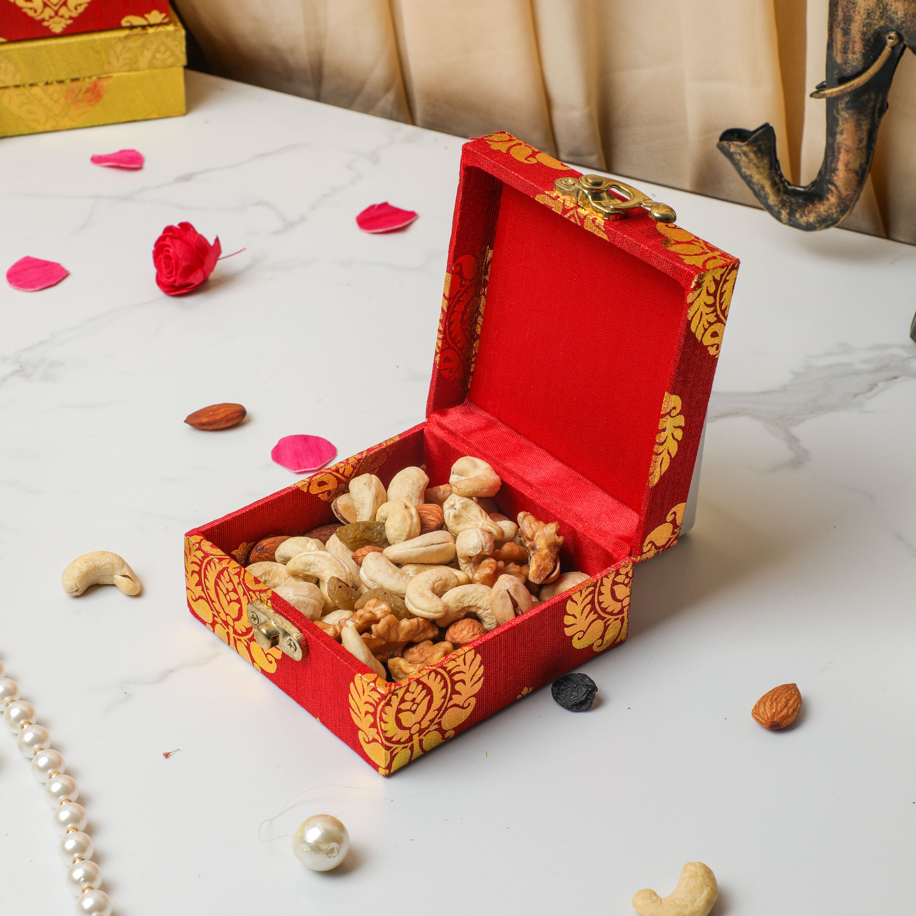 Handicrafted Decorative Box nut boxes case for nuts for gifting
