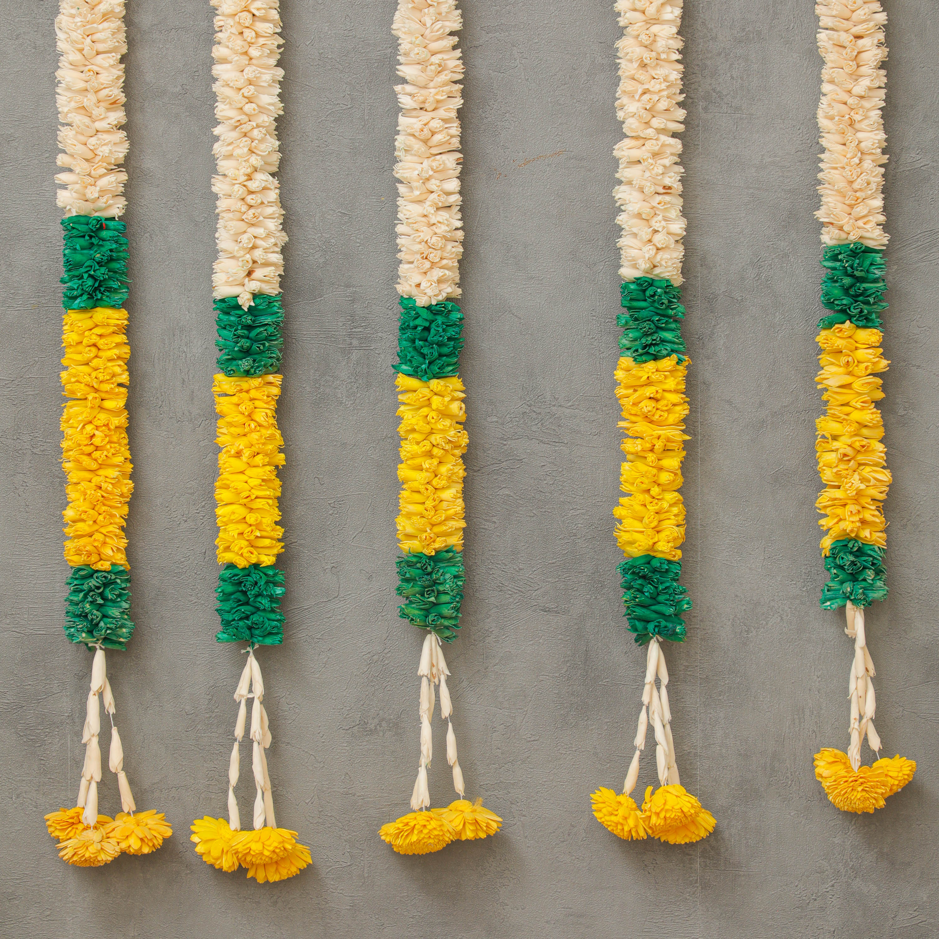 artificial lily flower garland 3 Ft Yellow Lily Garland