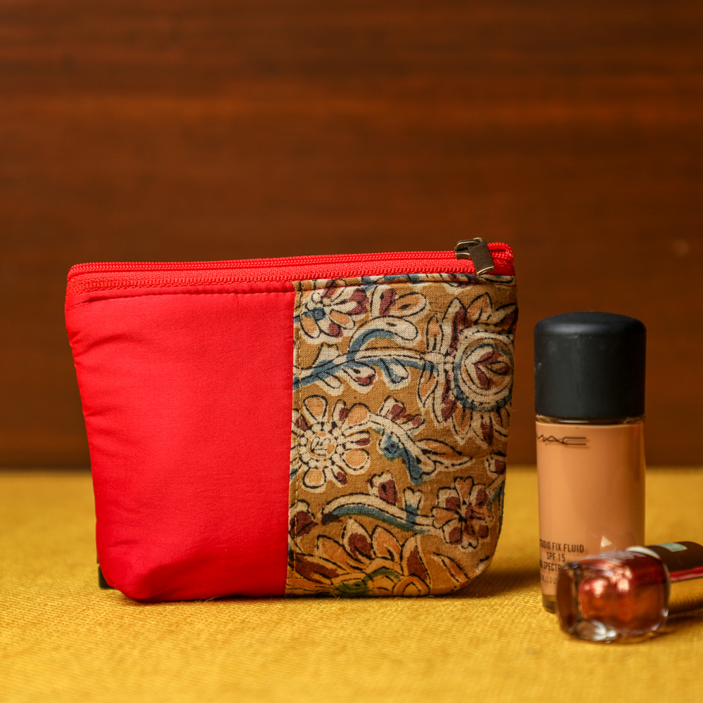Make Up Pouches for organizing in the USA