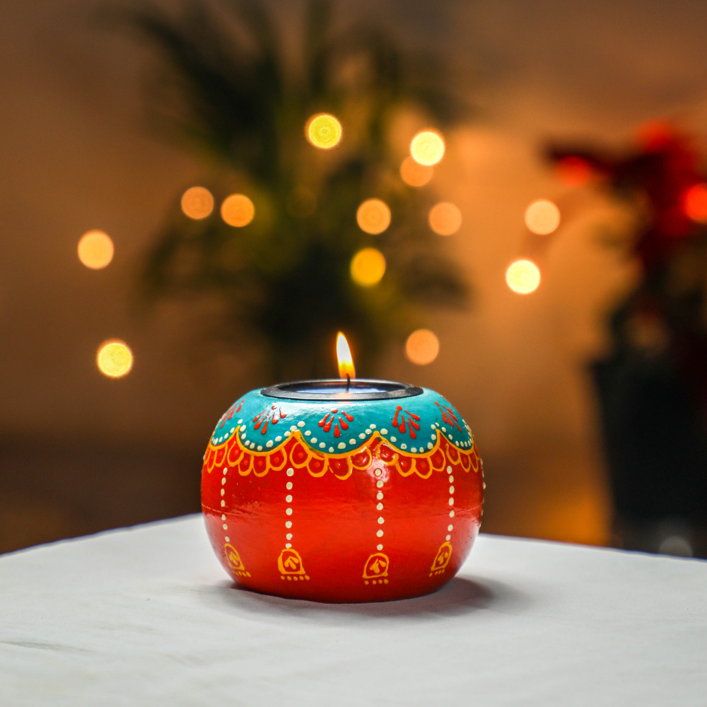 Small round tealight holder made of  mdf for home/office decorations